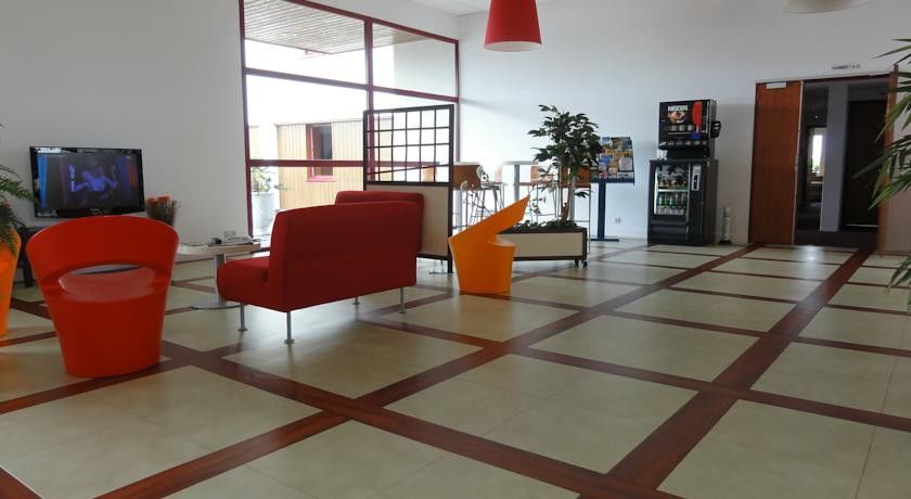 The Originals City, Plume Hôtel, Bressuire (Inter-Hotel) Exterior foto