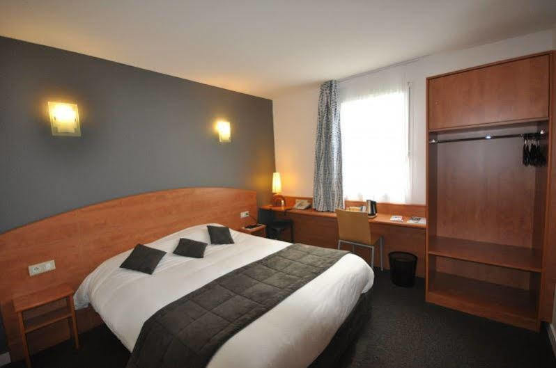 The Originals City, Plume Hôtel, Bressuire (Inter-Hotel) Exterior foto